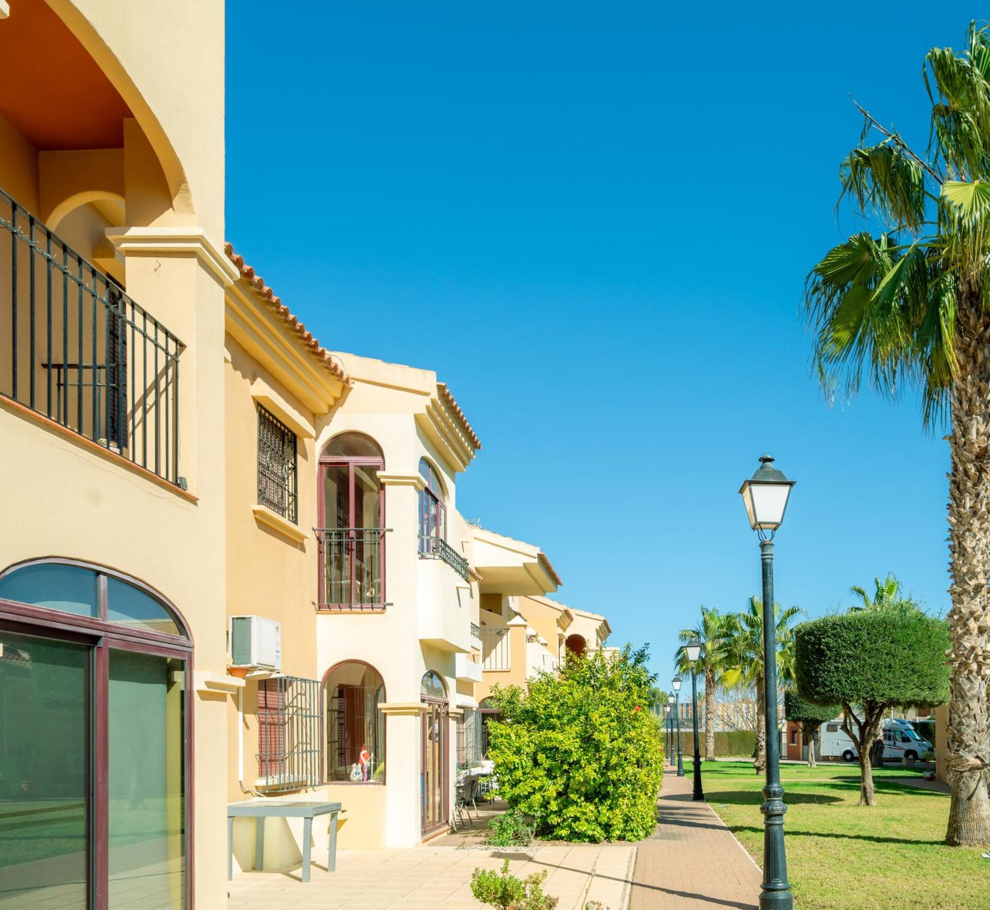 Club Salino Hideaway-Your Peaceful Retreat With Pool In Torrevieja Exterior photo